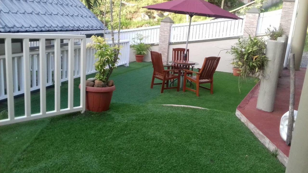 Shay Lyah Self Catering Apartment วิกตอเรีย ภายนอก รูปภาพ